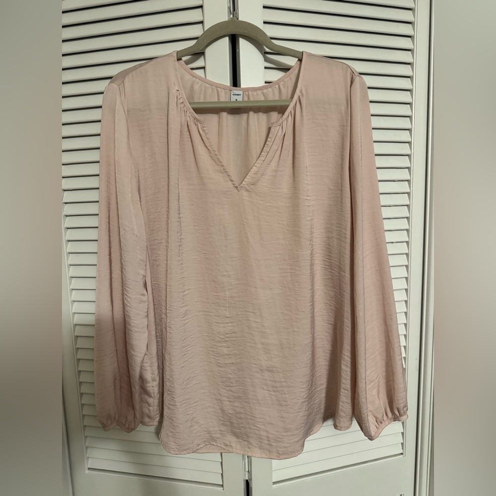 Old Navy Size XL Pink Balloon Sleeve Silky Blouse